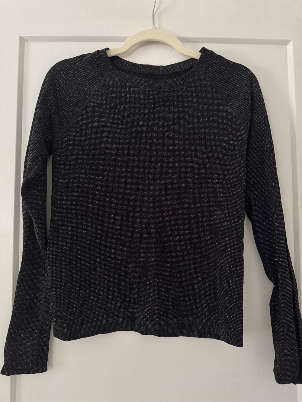 Athleta Black Long-Sleeve Shimmer Crew Top